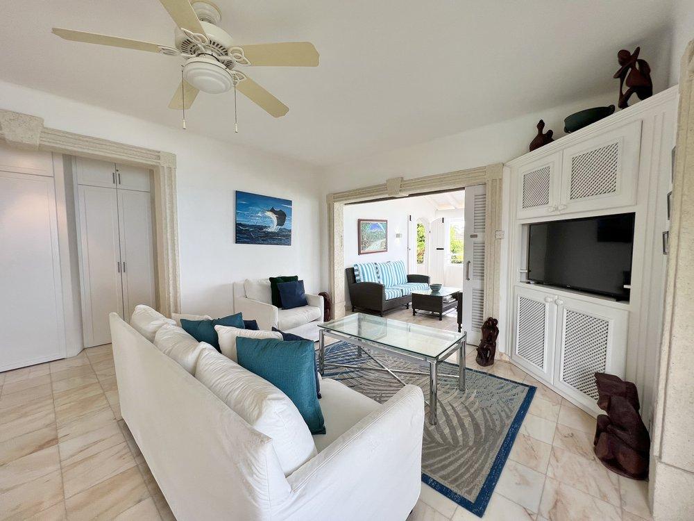 3 Bedroom Beachfront Penthouse Apartment for Sale in Glitter Bay, St James, Barbados — photo 2