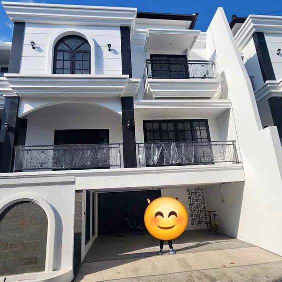 4-bedroom house in Denpasar — photo 1