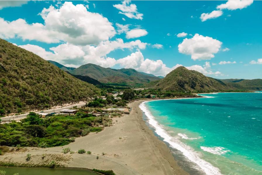 Bull Bay 8.4 Acre Beachfront Opportunity — photo 1