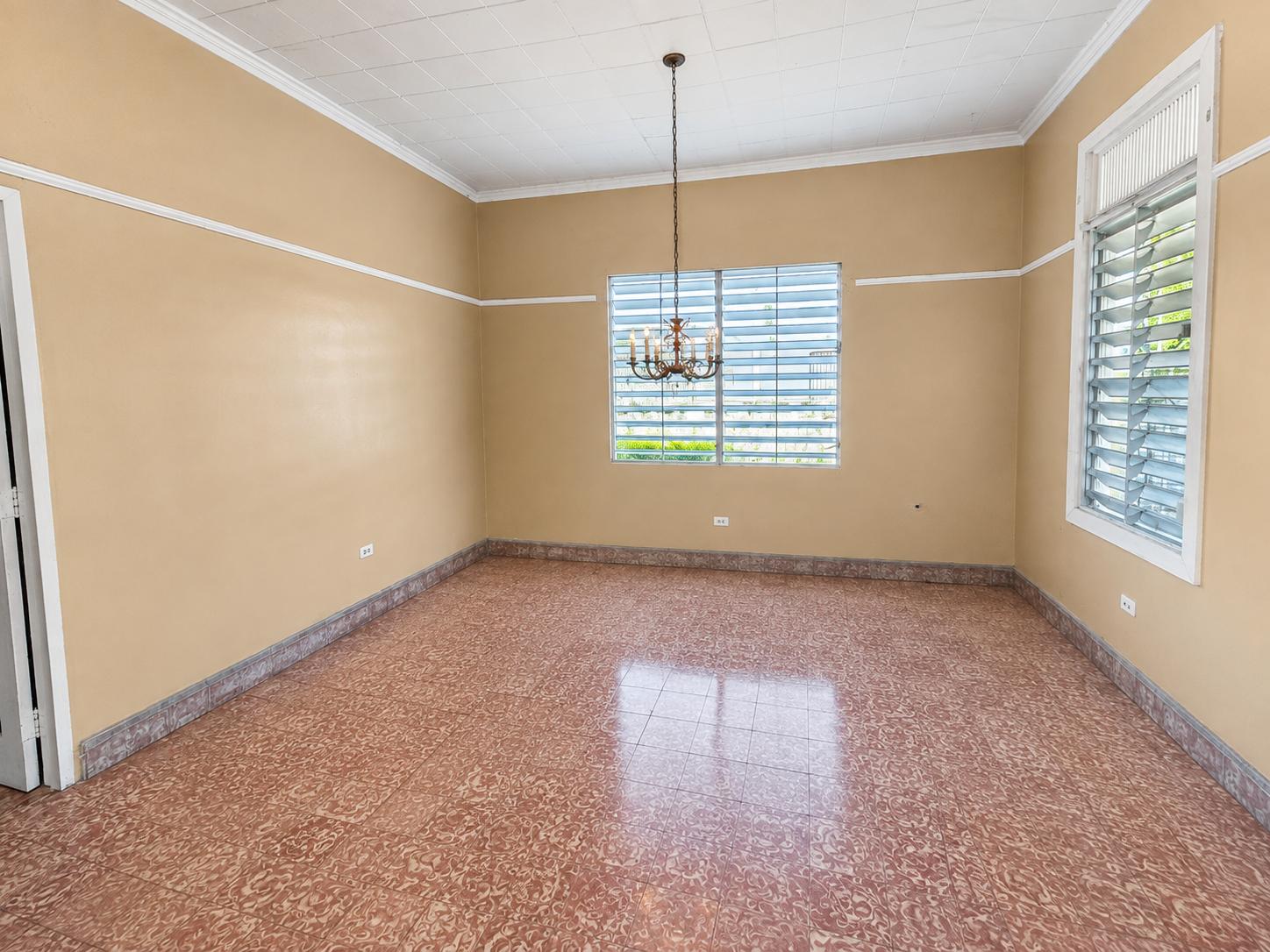 Multifamily with commercial zoning (C-1) — photo 4