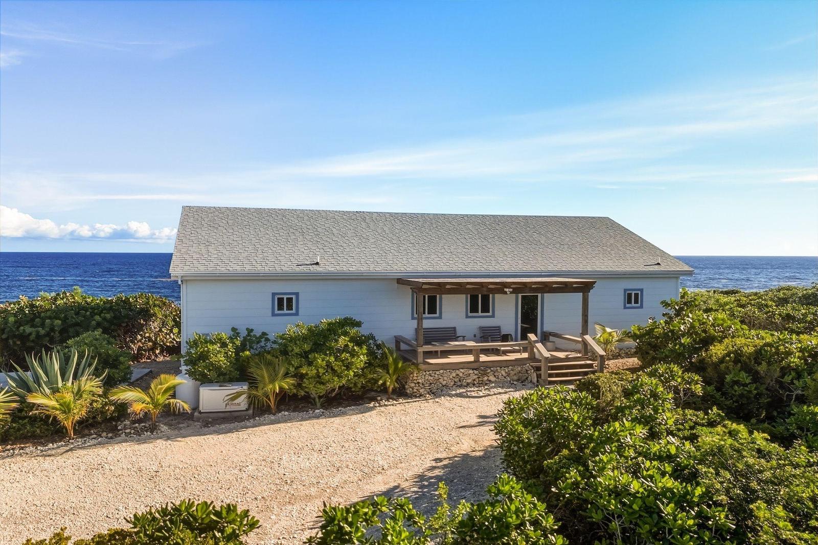 OCEANFRONT SANCTUARY — photo 4