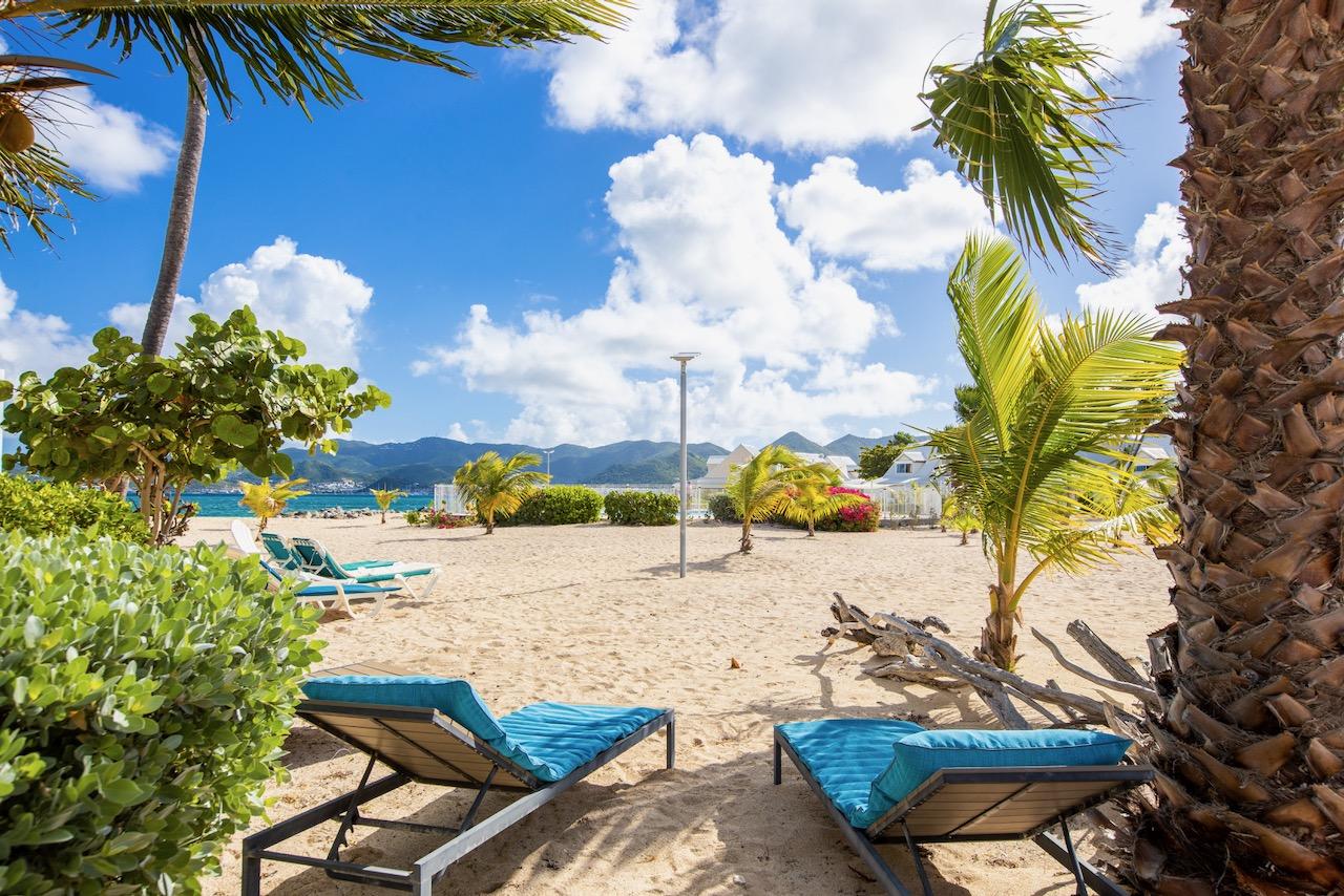 1 Bedroom Beachfront Condo for Sale, Nettle Bay, St Martin — photo 1