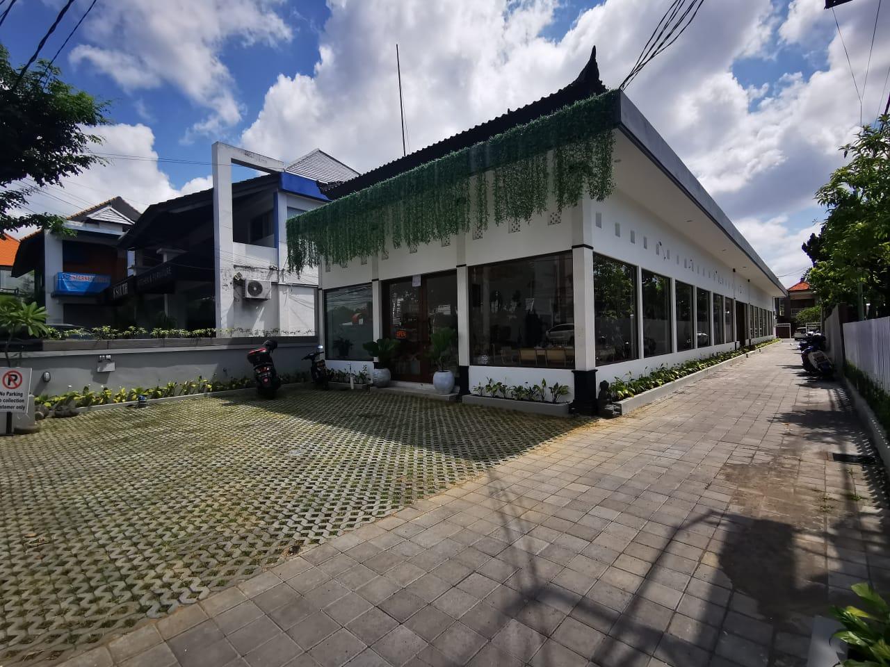 Prime Retail Space in Jl Kerobokan, on 650 sqm Land for 17 Years Lease — photo 4