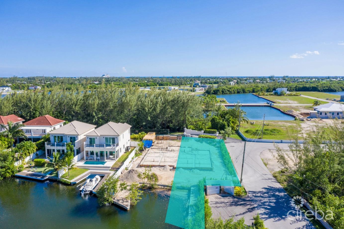 4 bedroom semi-detached canal-front home in The Point At Paradise Cove, Cayman Islands — photo 4