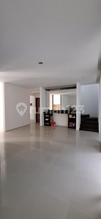 4-bedroom house in Ubung, Denpasar, Bali — photo 5