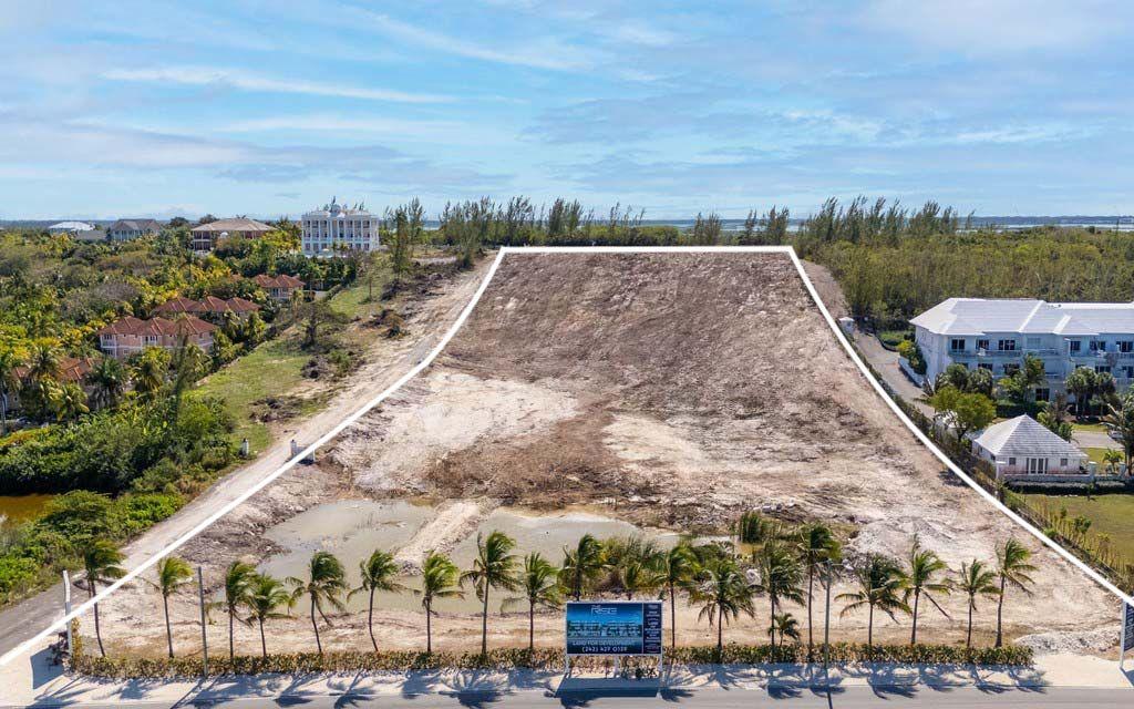 Rare 7.3 Acre Oceanfront Development Opportunity — photo 4