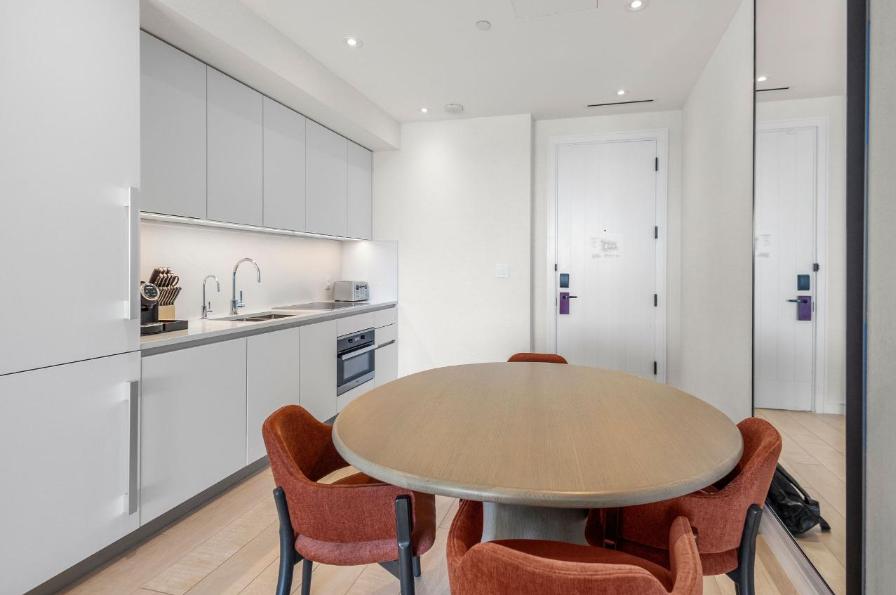 1 Bedroom Condo at The Residences at Goldwynn — photo 4