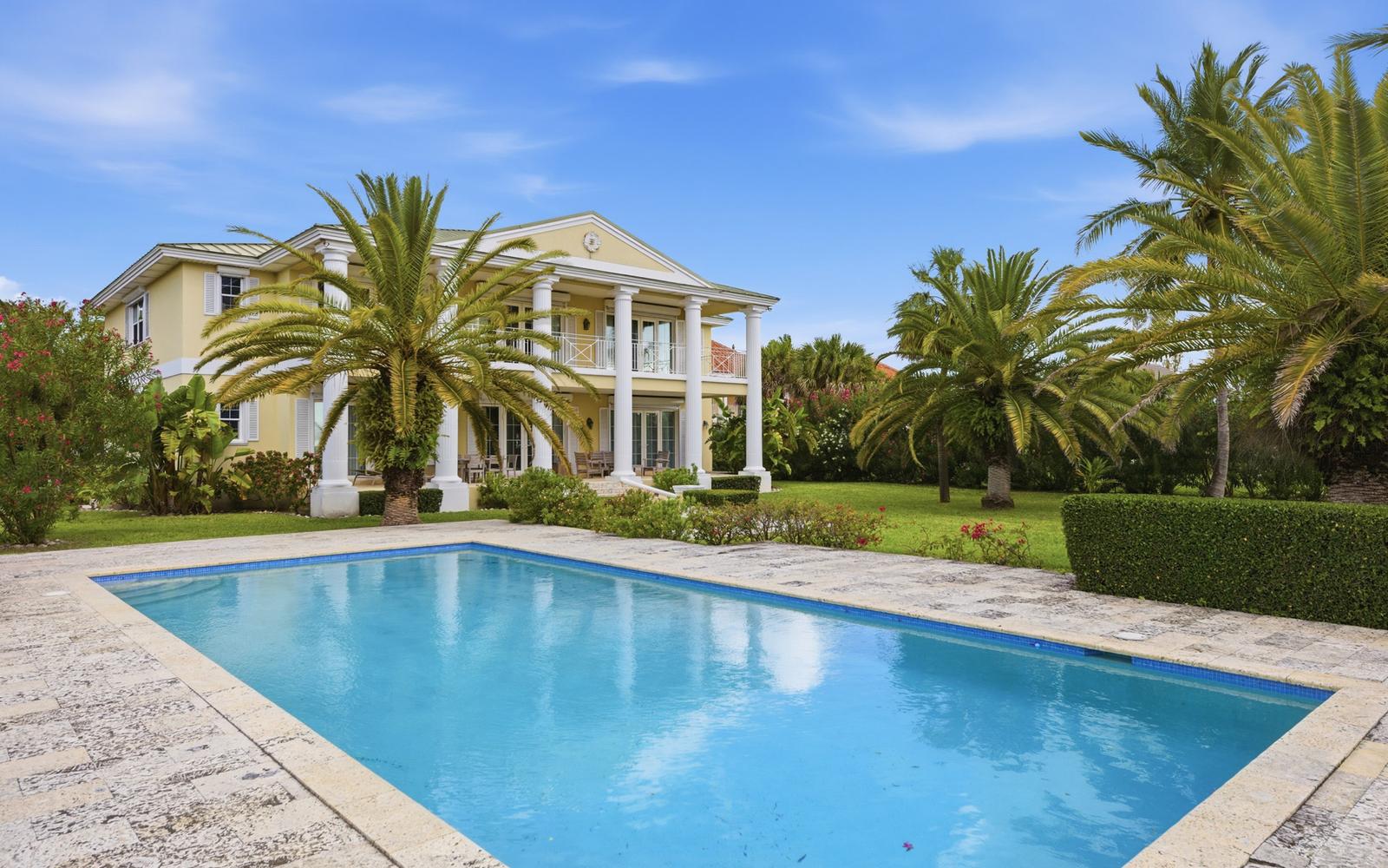 5 Gunport Blvd, Beachfront Estate — photo 1