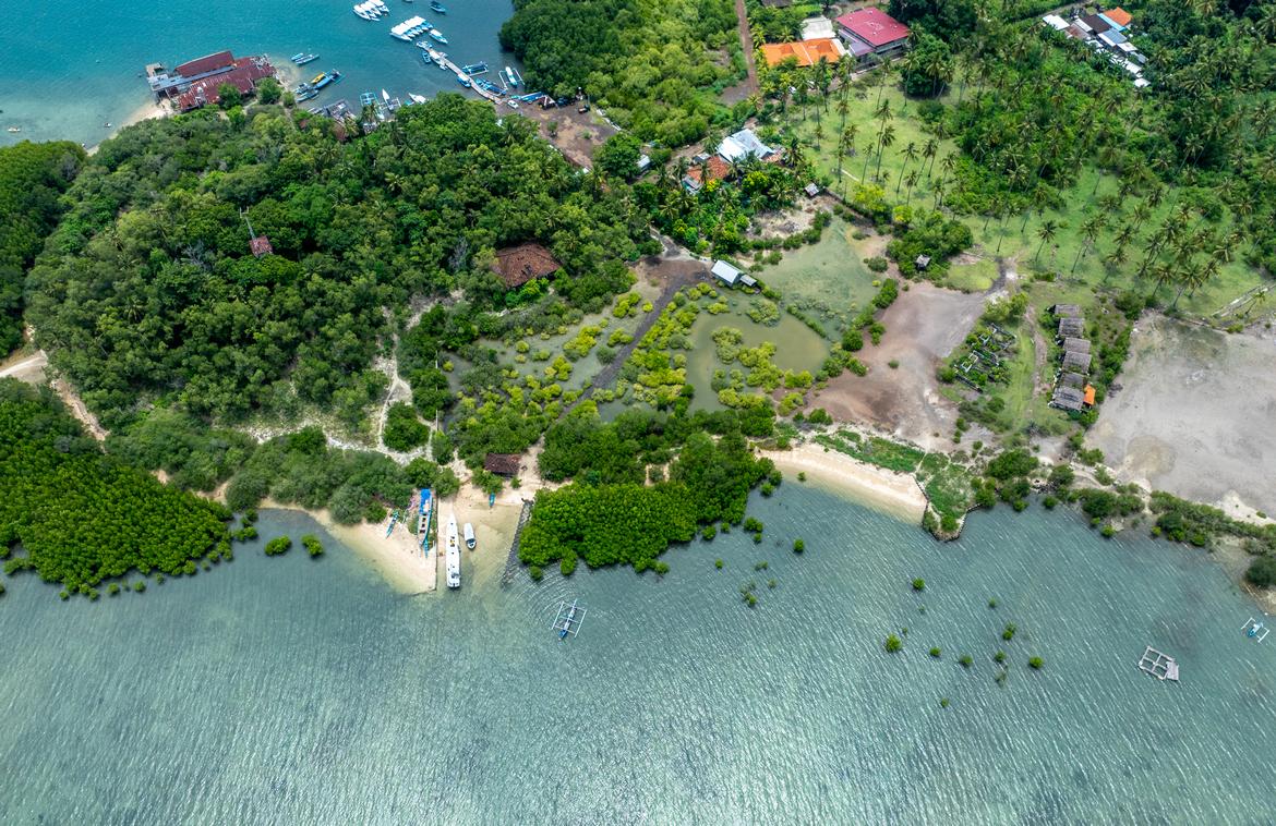 Iconic 2.08 Hectare Beachfront Peninsula in Northwest Bali — photo 4