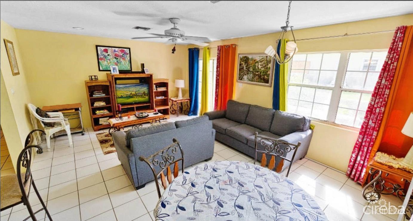 Prospect Drive Duplex in the Cayman Islands — photo 2