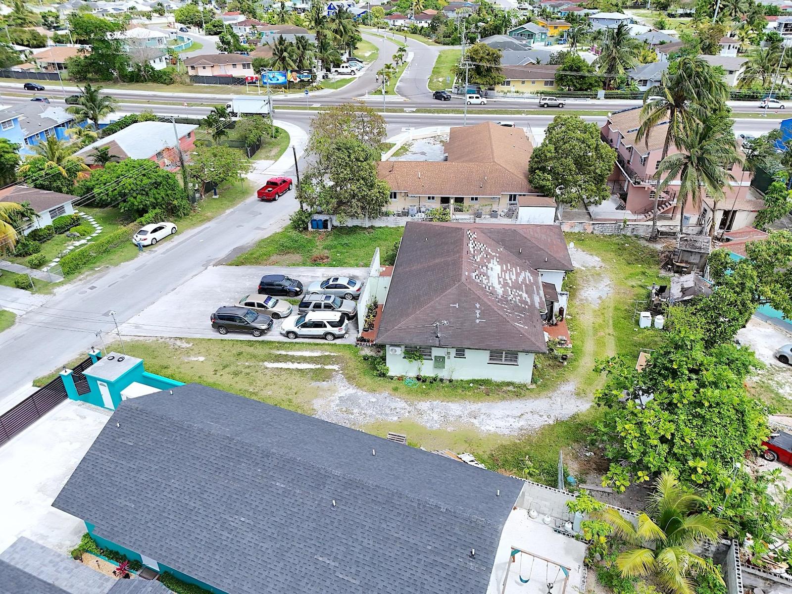 5 bedroom Apartment for sale - STEPLEDON GARDENS in Nassau — photo 4