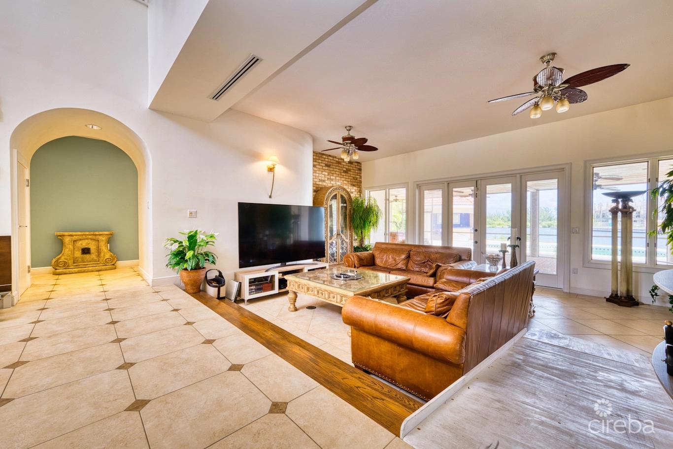 5 Bedroom Waterfront Home for Sale, Crystal Harbour, West Bay, Grand Cayman — photo 5