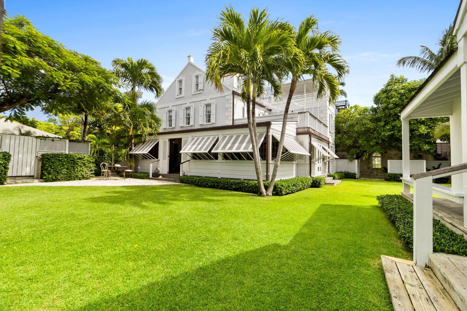 9 Bedroom Luxury Estate for Sale, King's Street, Harbour Island, Eleuthera, Bahamas — photo 3