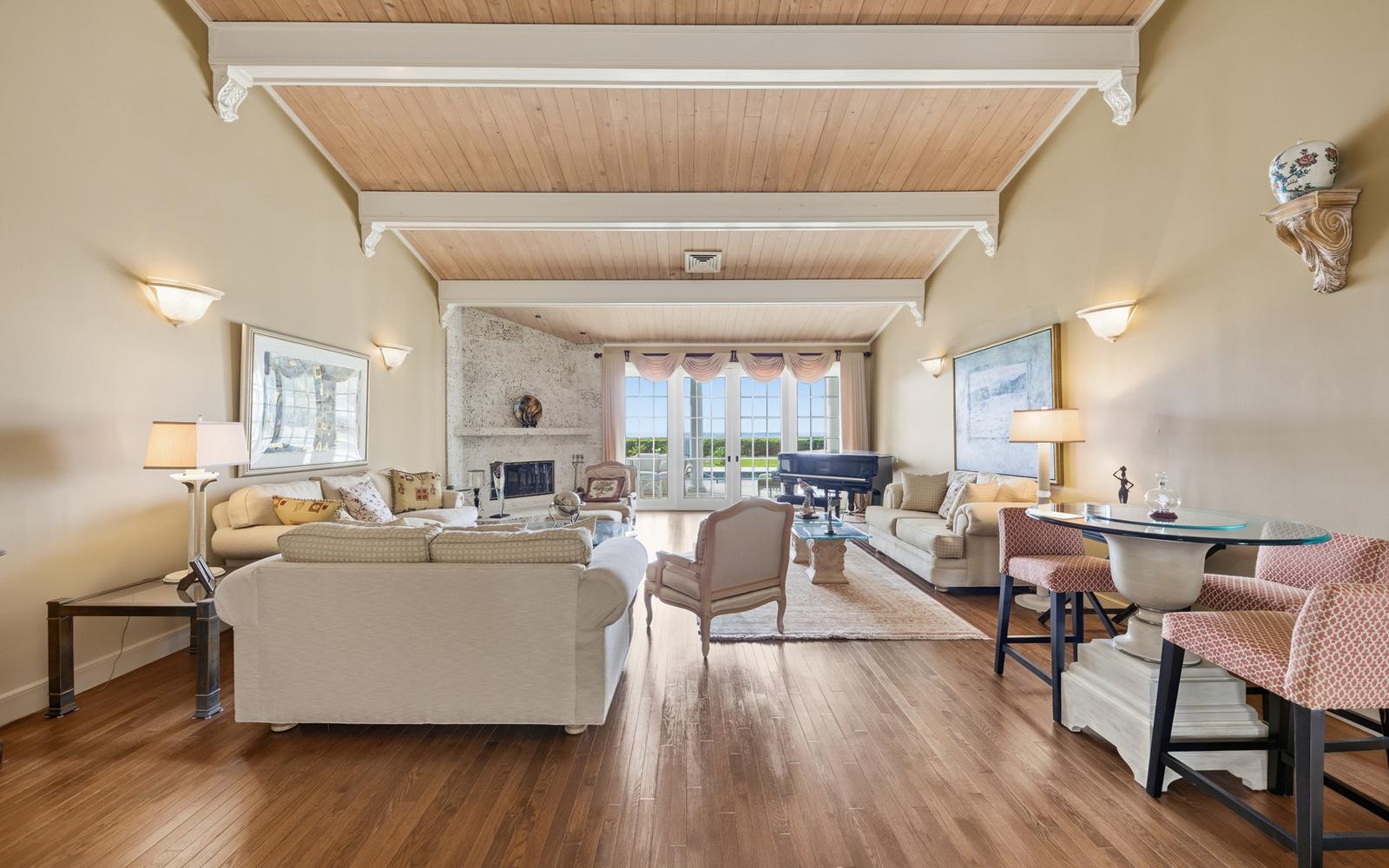 11 Spanish Main, Beachfront Estate - MLS 66959 — photo 3