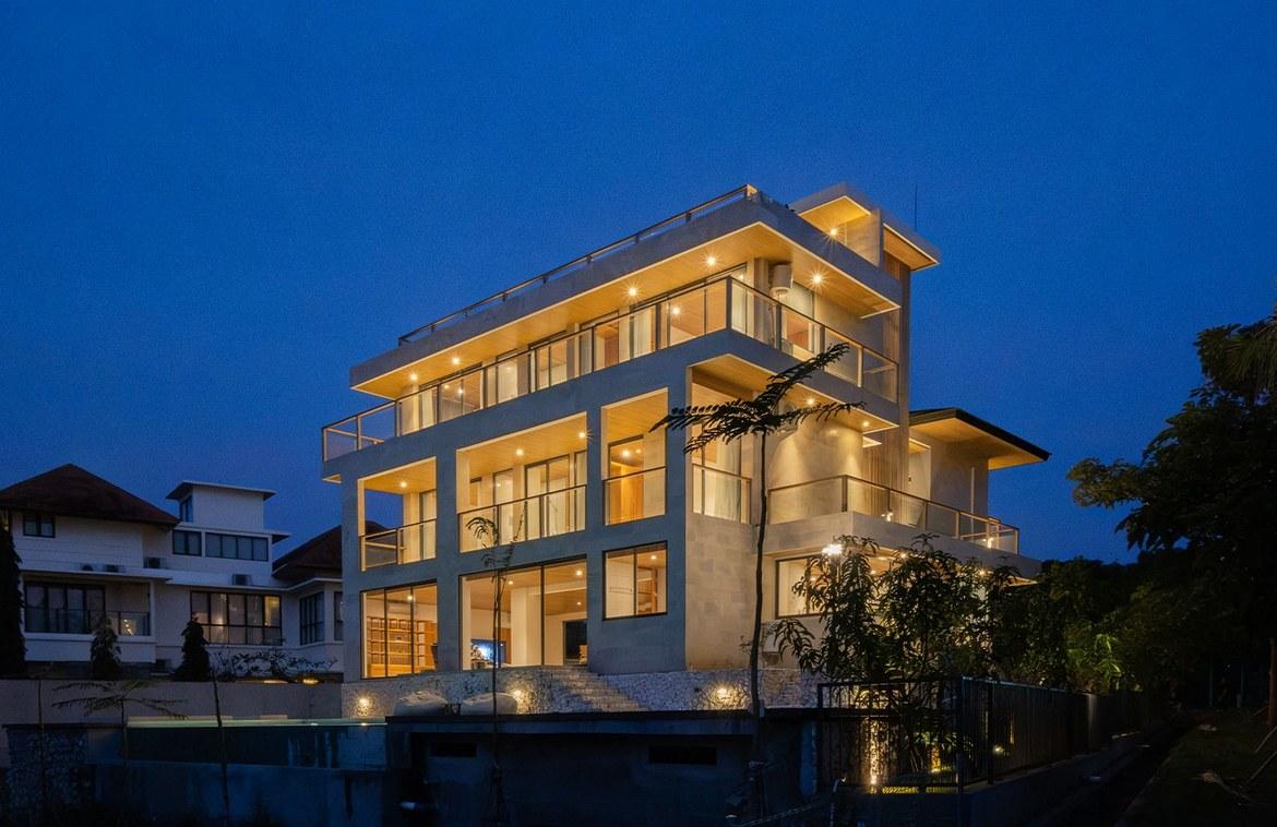 Rare Freehold Villa Overlooking Golf Course in Pecatu in Bukit West, Bali, Indonesia — photo 1