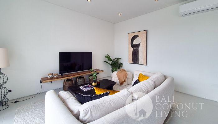 3 bedroom villa for sale (leasehold) — STUNNING TROPICAL MODERN VILLA IN THE HEART OF BERAWA — photo 3