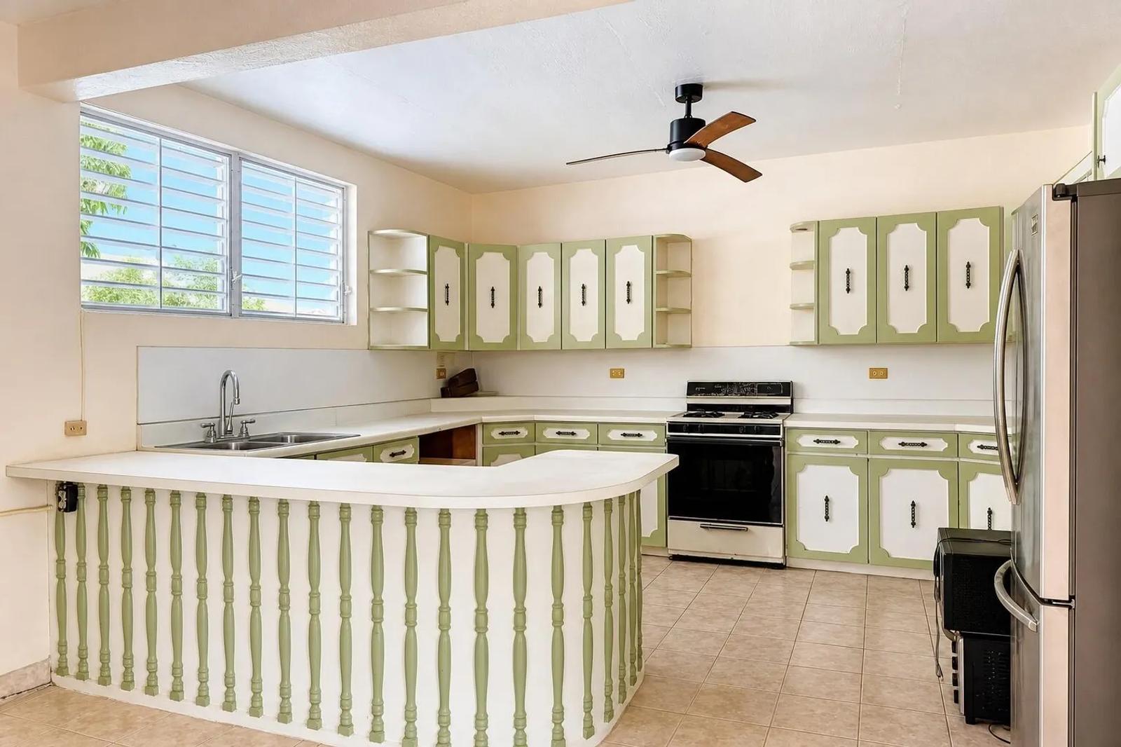3 Beds 1 Bath Apartment in Hull Lns, US Virgin Islands — photo 2