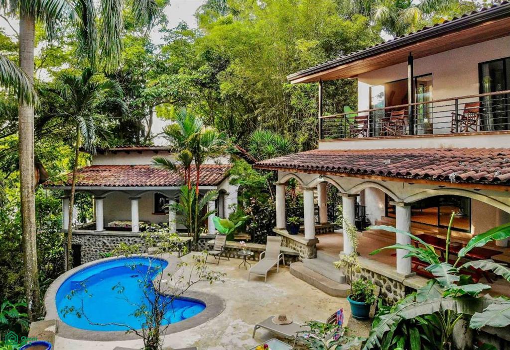 3 Bedroom Villa for Sale, Manuel Antonio, Puntarenas, Costa Rica — photo 1