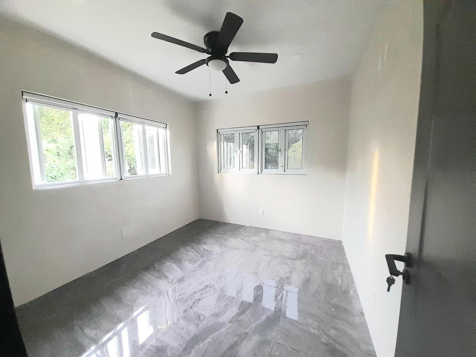 1 bedroom Apartment for sale — ROBERTS ST. WINTON MEDOWS in Nassau / New Providence, The Bahamas — photo 5