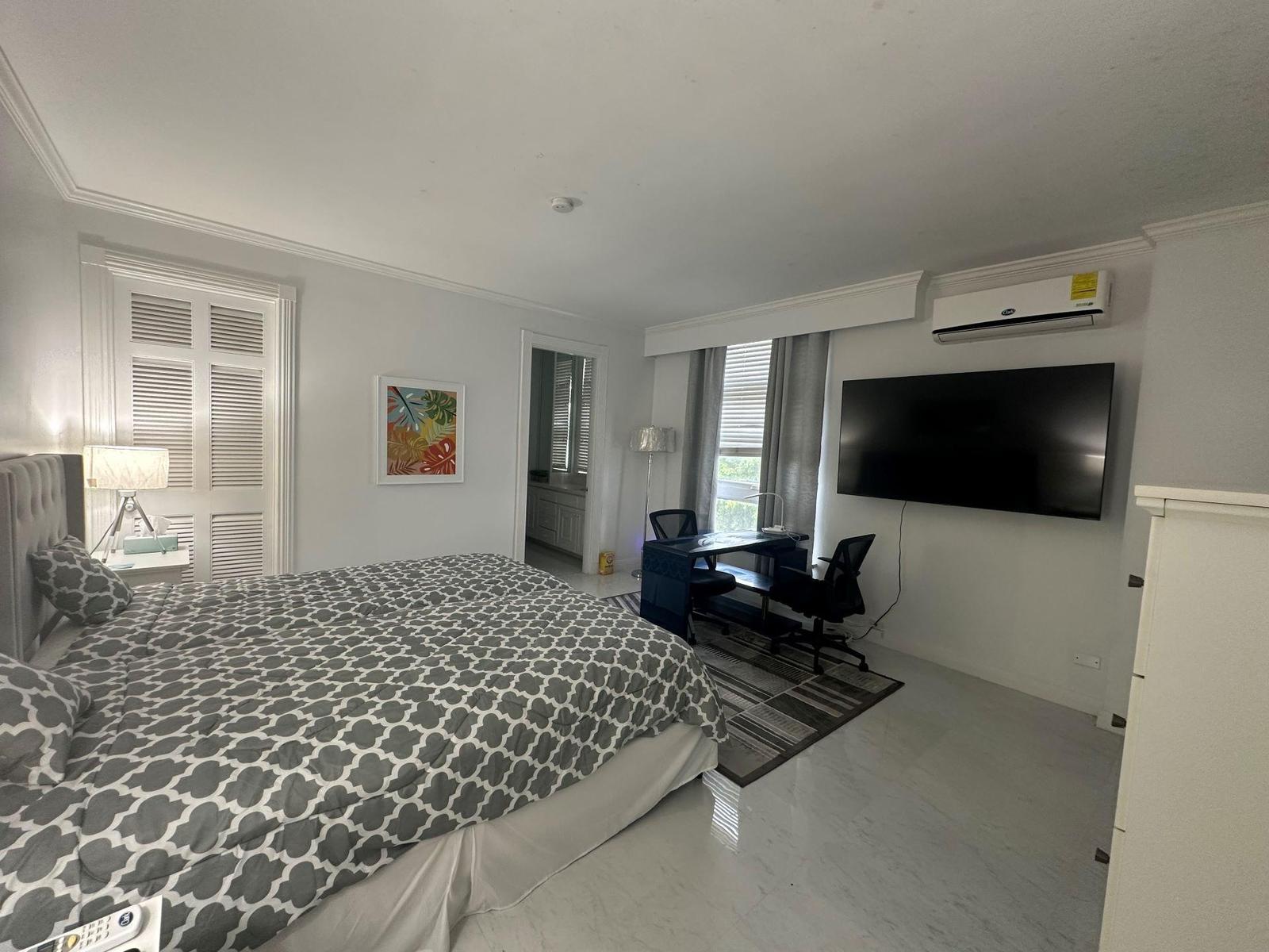 2 bedroom Apartment for sale — SULGRAVE MANOR in Nassau — photo 4