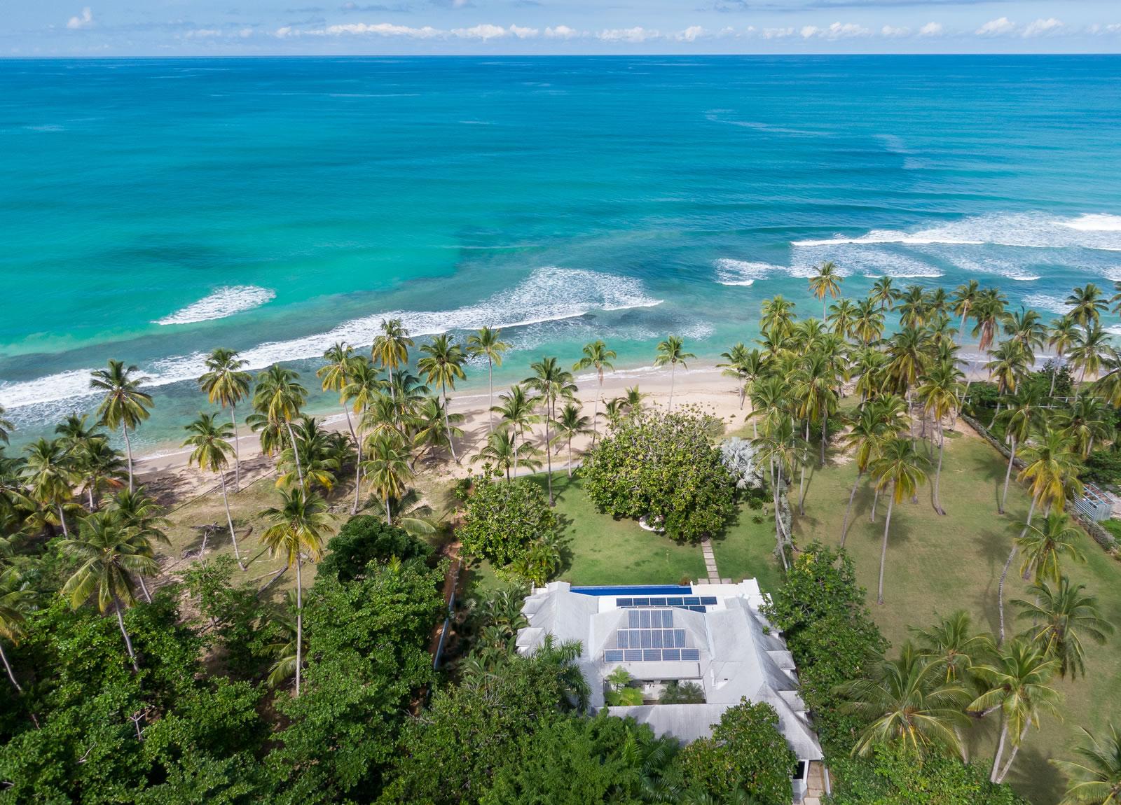 6 Bedroom Beachfront Villa for Sale, Playa Coson, Las Terrenas, Dominican Republic — photo 1