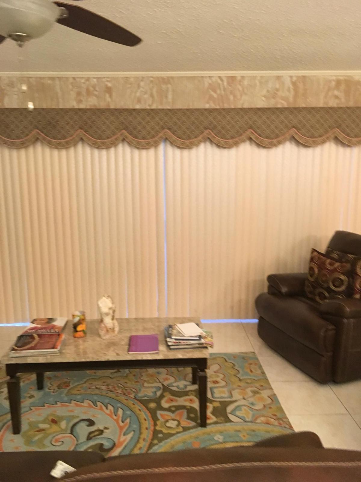 4 Bedroom Residence for Sale on Confederates Walk, Grand Bahama, The Bahamas — photo 5