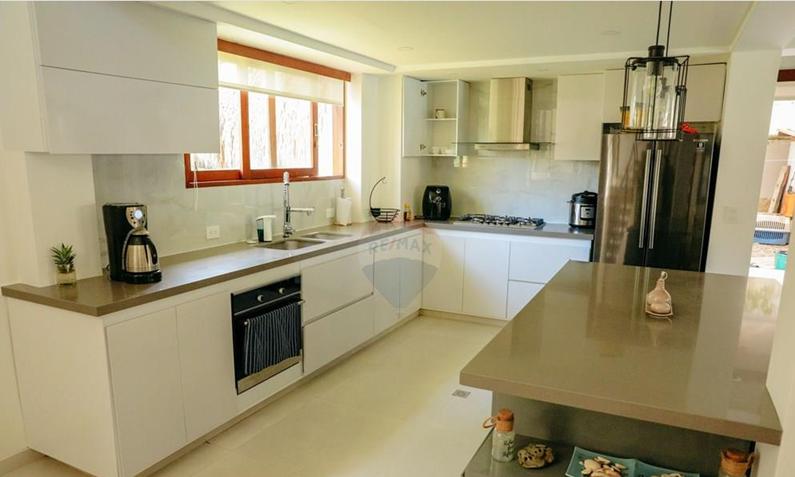 7 Bedroom Oceanfront Villa in Los Cocos de Playa Linda — photo 5