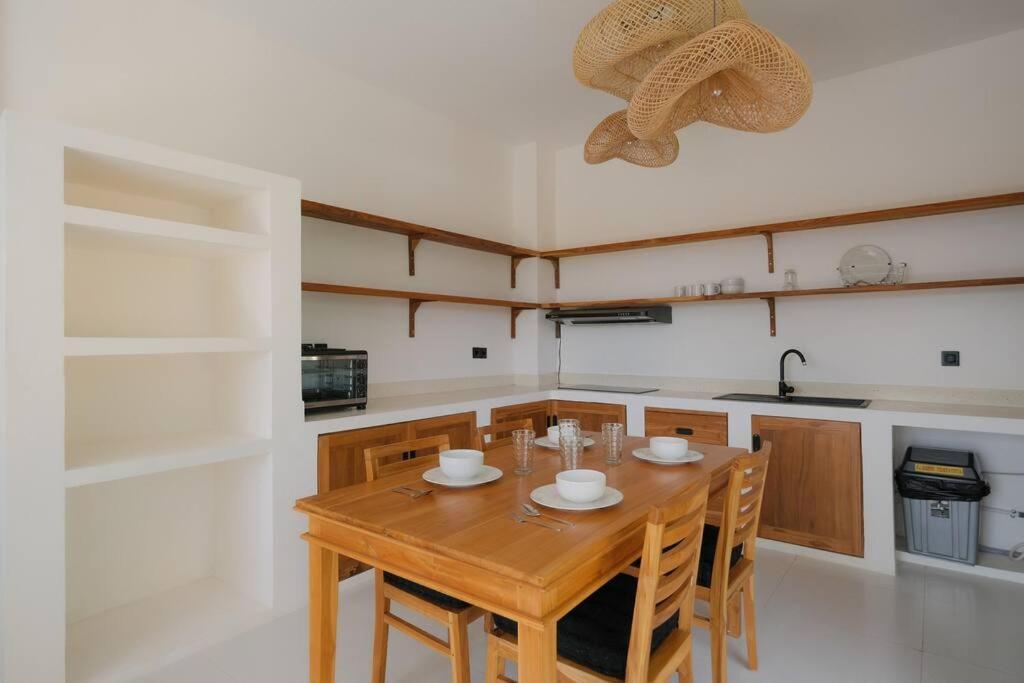 3 Bedroom Villa for Monthly Rental in Pecatu — photo 5
