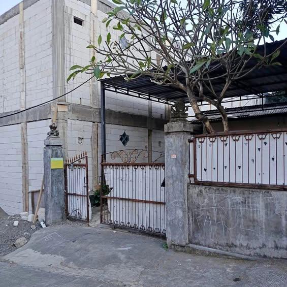 Studio house in Denpasar — photo 1