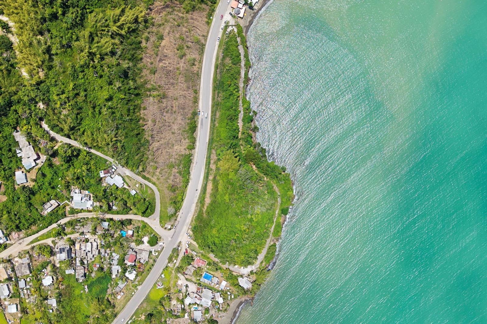 2.274 Acres Oceanfront Land for Sale in Lucea, Hanover, Jamaica — photo 1