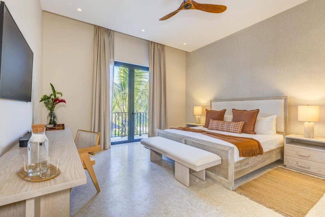 7-Bedroom Corales Villa with Golf Views & Private Beach Access — photo 3