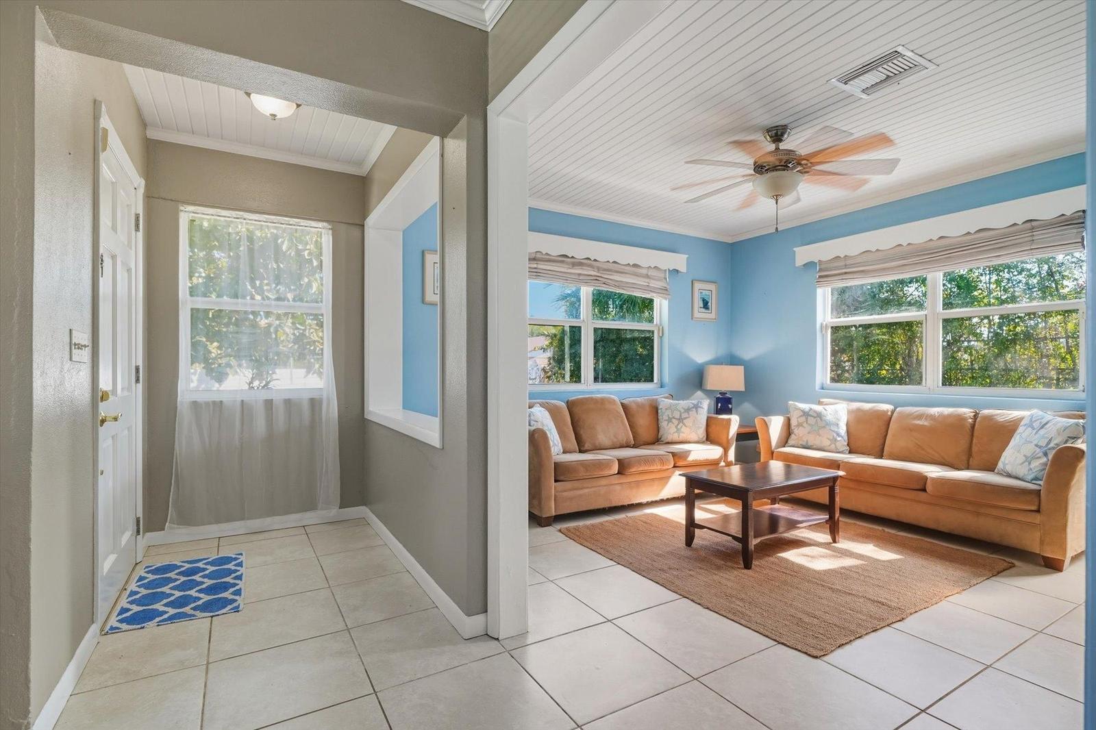 4 Bedroom Home for Sale - 51 Tuckaway Road, Nassau, The Bahamas — photo 5