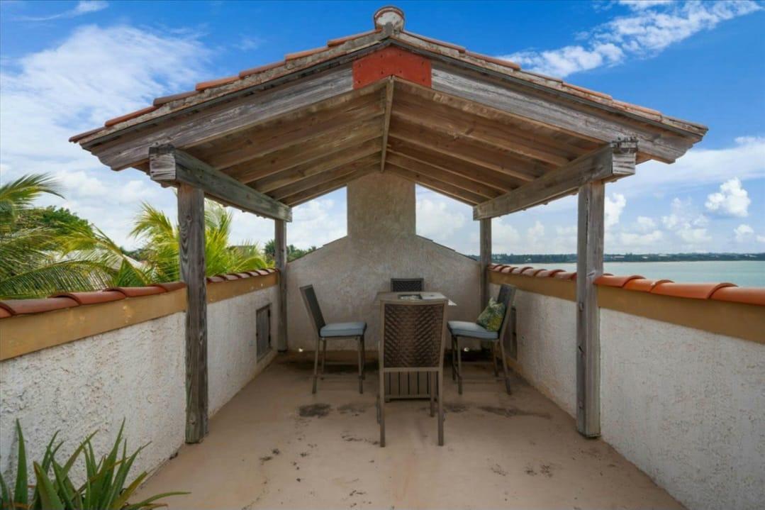 OCEAN FRONT VILLA AT OLD FORT BAY — photo 5