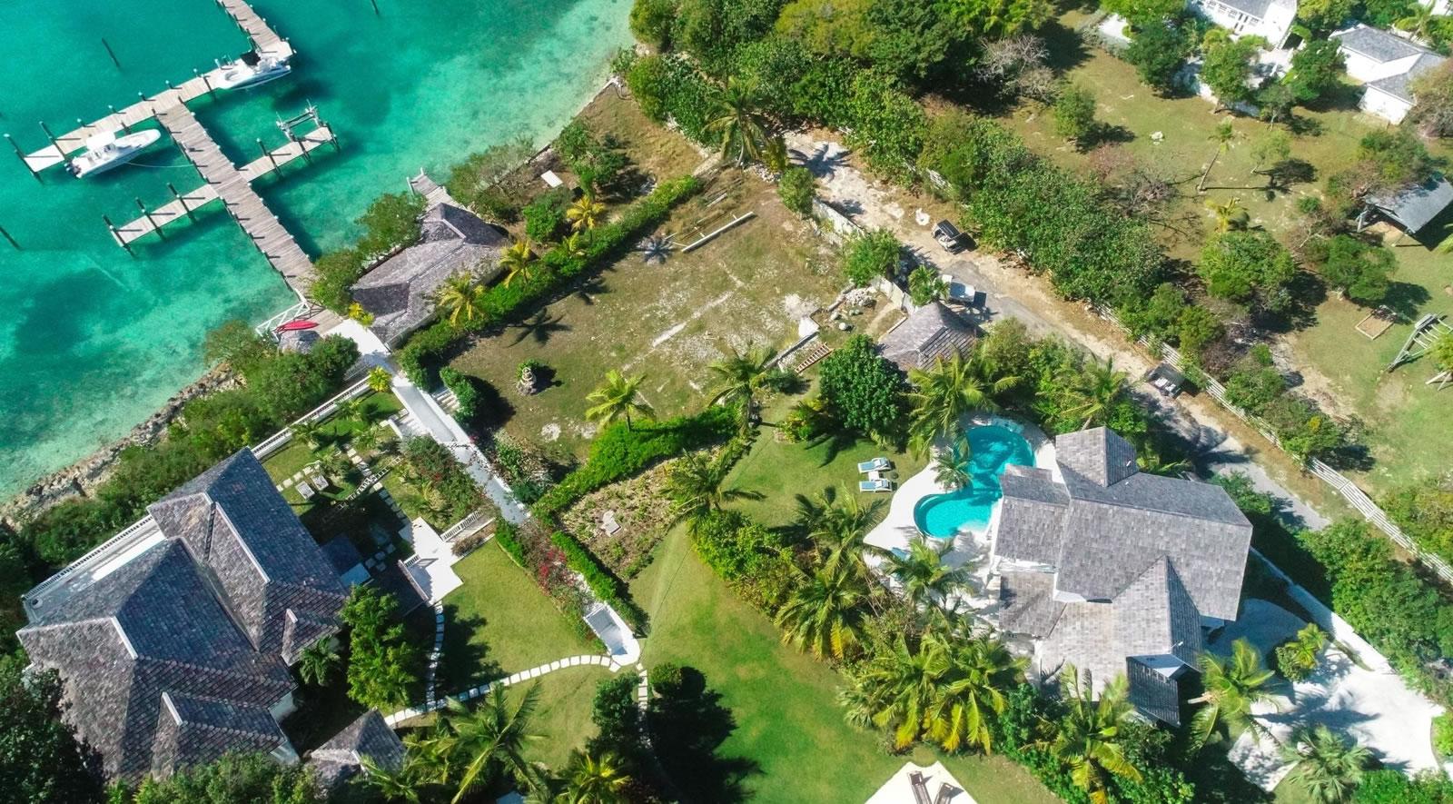 5 Bedroom Luxury Waterfront Home for Sale, Harbour Island, Bahamas — photo 1