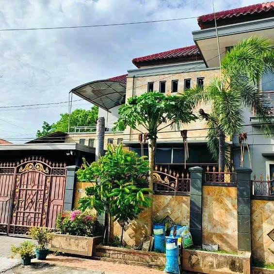 6-bedroom house in Denpasar — photo 1