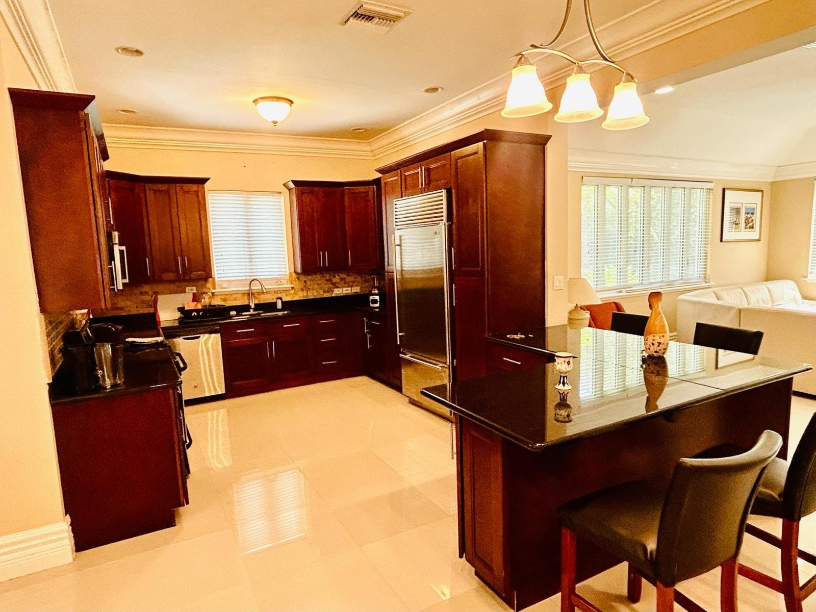 5 bedroom Residence for sale — WESTRIDGE — photo 2