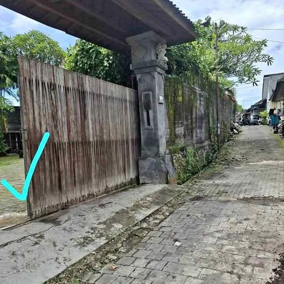 Studio house in Badung — photo 1