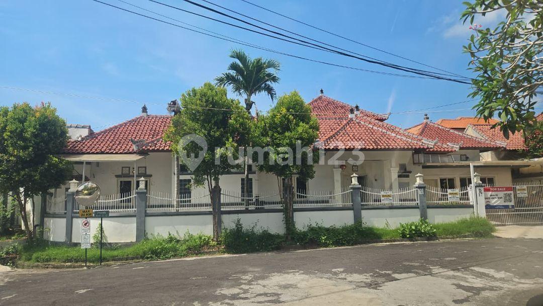 4-bedroom house in Benoa, Bali — photo 1