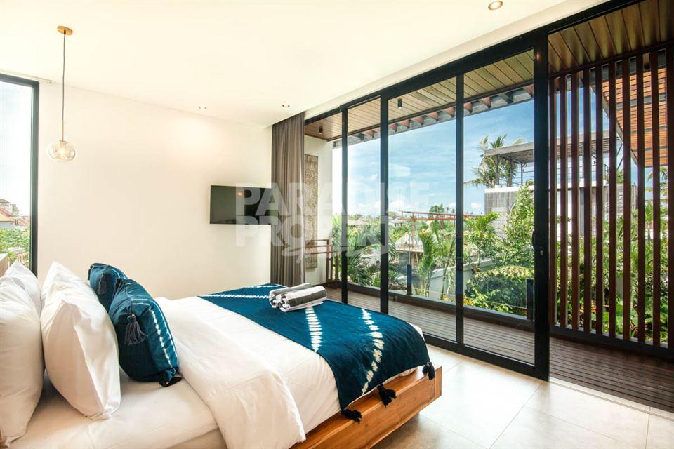 Brand New 5 bedroom Villa 200 Meters from the Beach — photo 4