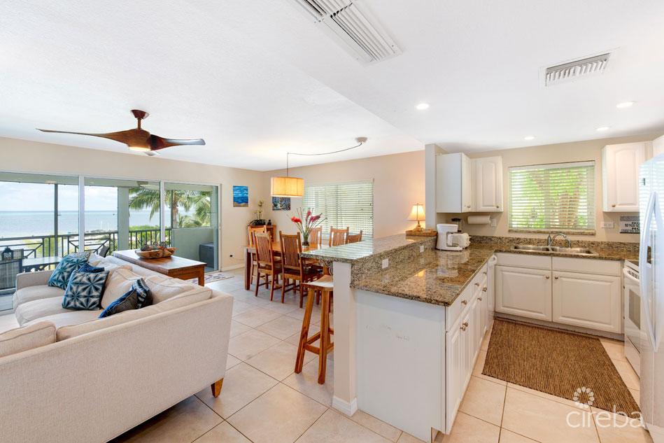 The Retreat # 30, 3 Bed/3.5bath — photo 5