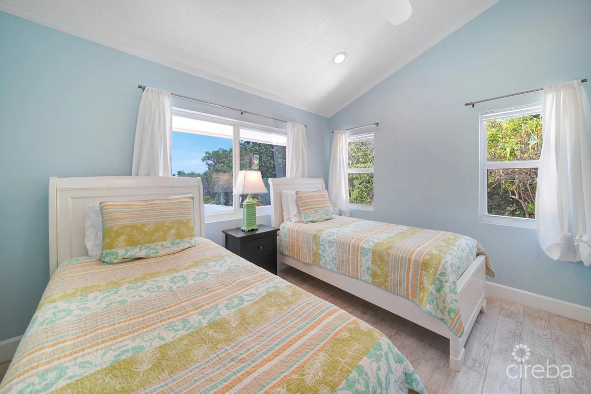 Rum Point Beach Front Villa in the Cayman Islands — photo 3