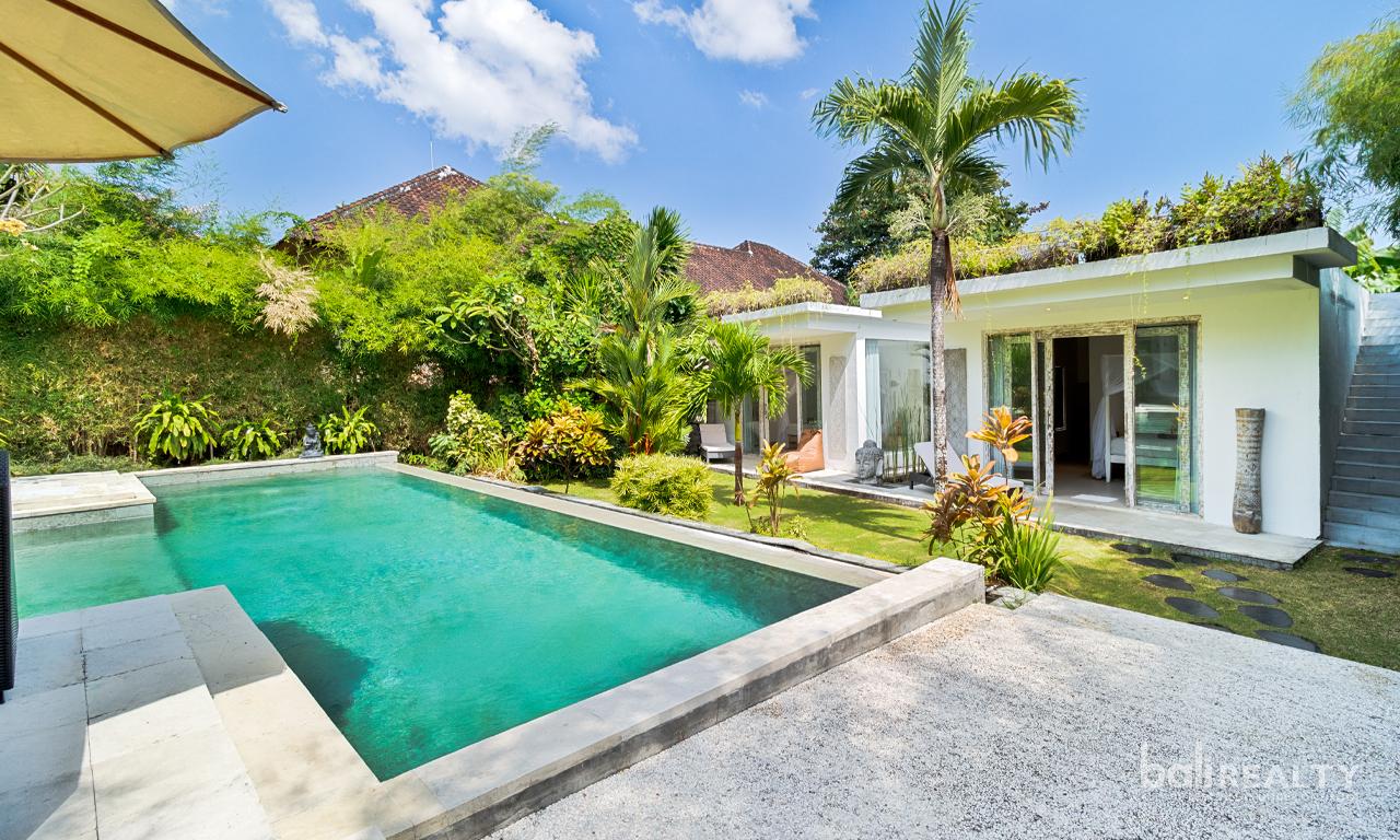 Serene and Spacious Four-Bedroom Family Villa for Yearly Rent in Umalas — photo 5