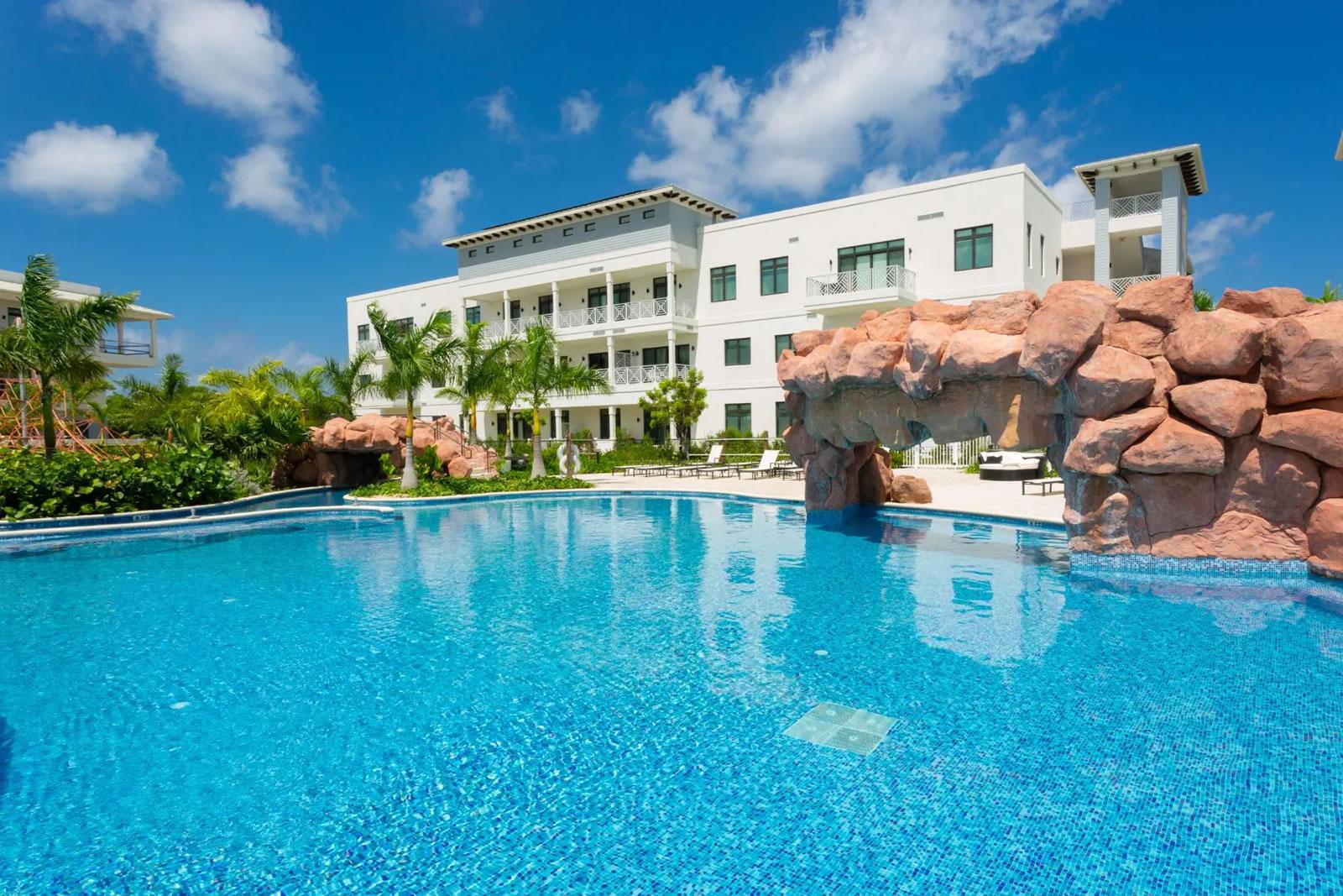 4 Bedroom Canal-Front Townhome for Sale, Olea, Camana Bay, Grand Cayman — photo 5