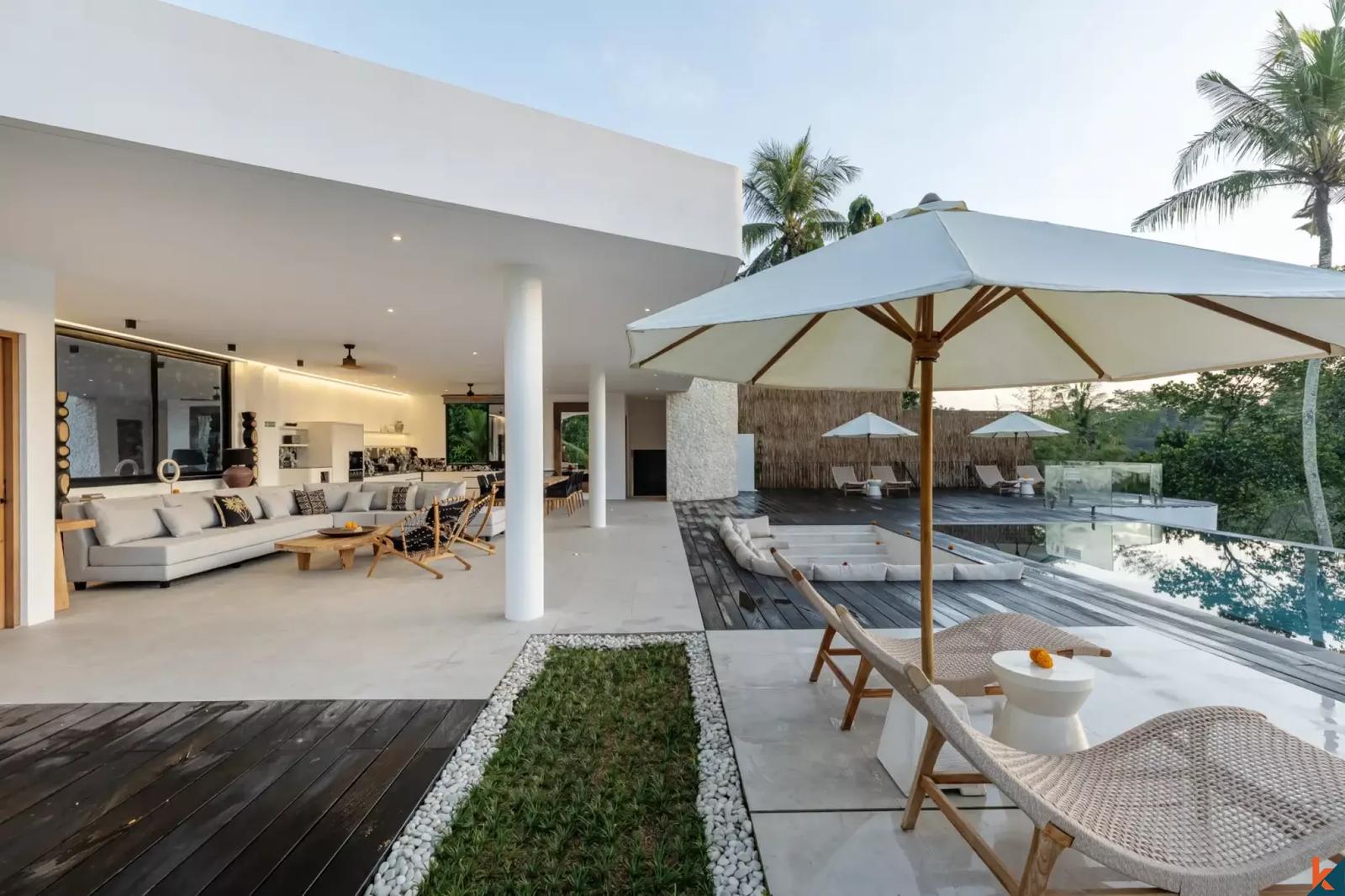 Luxury Four Bedroom Leasehold Property with Jungle Canyon Views in Ubud — photo 4