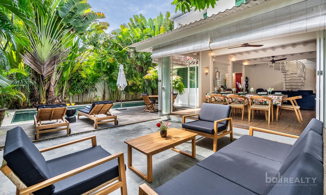 Pet-Friendly Modern Heritage Three-Bedroom Villa for Monthly or Yearly Rent in Seminyak — photo 3