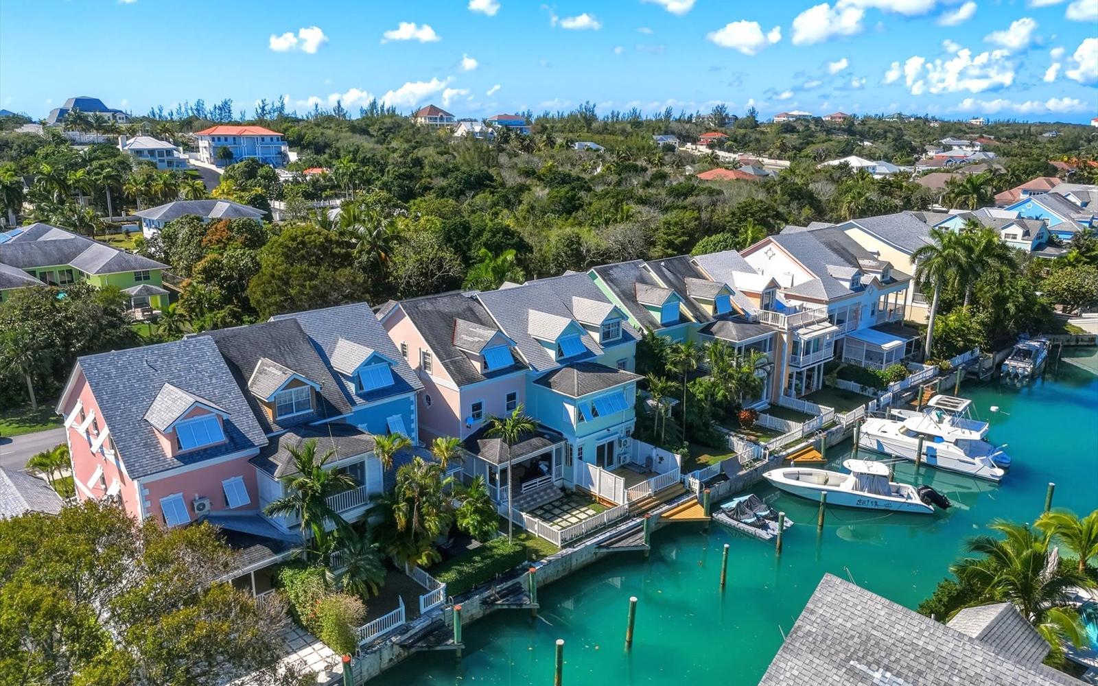 4 Bedroom Condo for Sale, The Arches, Sandyport, New Providence, Bahamas — photo 3