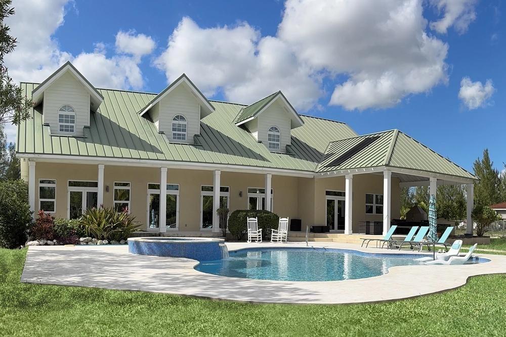 4 Bedroom Residence for sale - KING CIRCLE in Grand Bahama, The Bahamas — photo 2