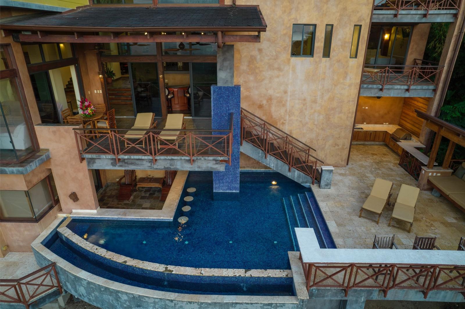 5 Bedroom Luxury House for Sale, La Reserva, Quepos, Manuel Antonio, Costa Rica — photo 3