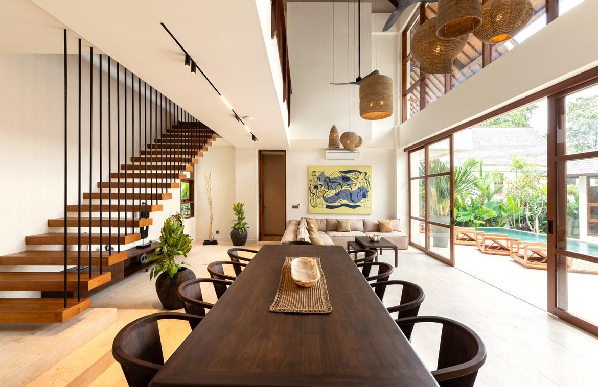 Spacious 6-Bedroom Tropical Contemporary Villa Near Nyanyi Beach — photo 4