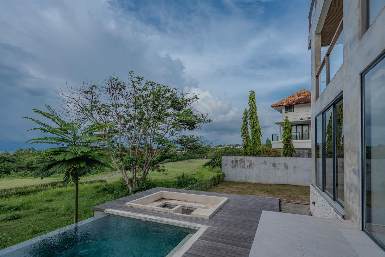 Freehold Ocean View Villa in Pecatu – New Kuta Golf / Dreamland — photo 2
